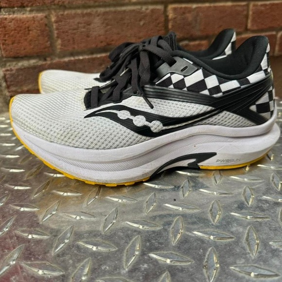 Saucony PWRRUN Sneakers Women's Size 6.5 Black White Yellow Checker Work Out - Picture 5 of 7
